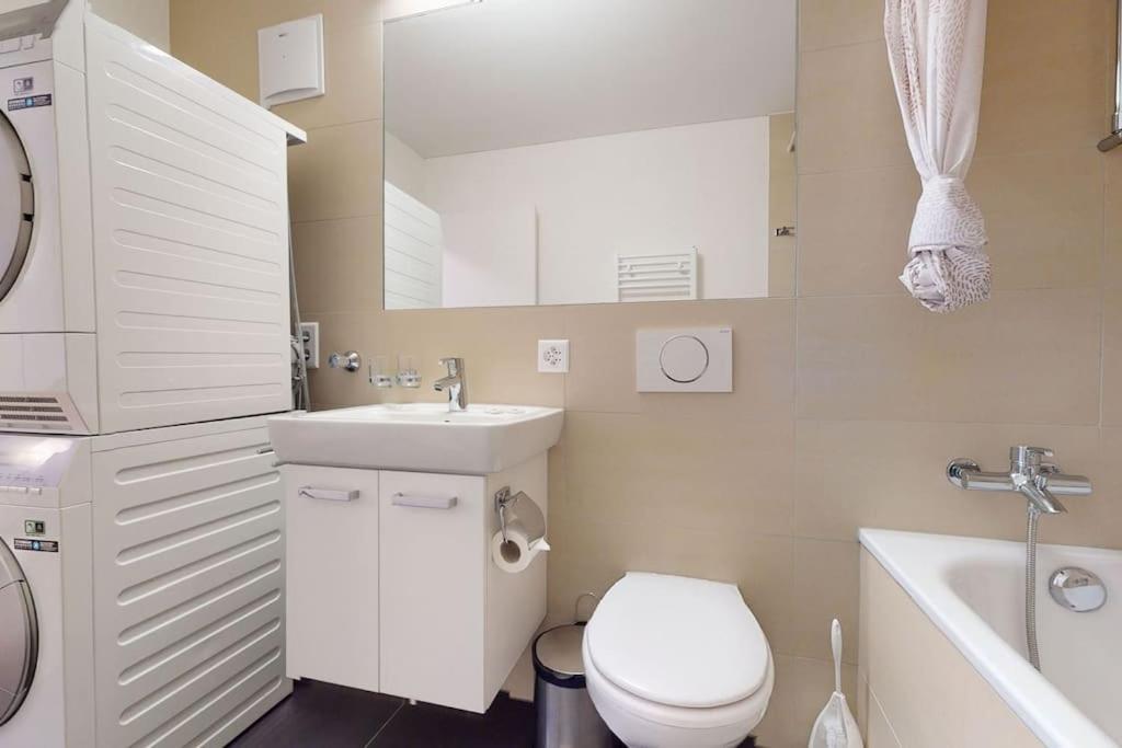 Amazing/sunny 2 Bedroom Flat In The Center Appartamento